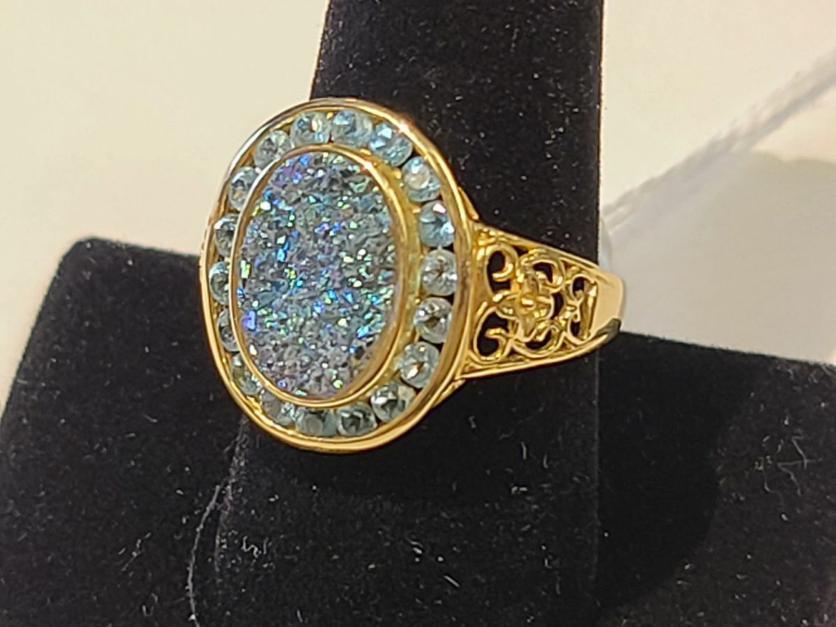 14kt Yellow Gold Ring with Blue Stones