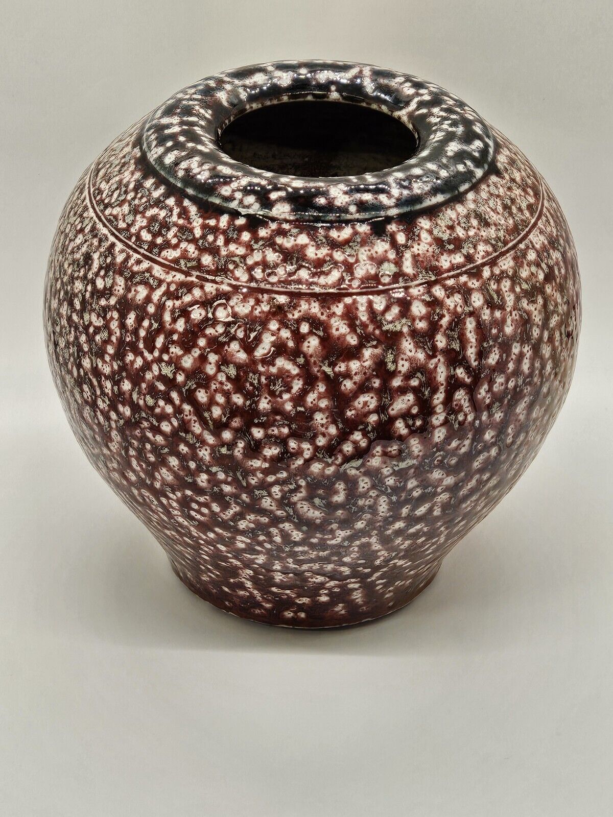 High Quality "Spongeware" Vase Iridescent Red White & Dark Blue Green 7" Tall