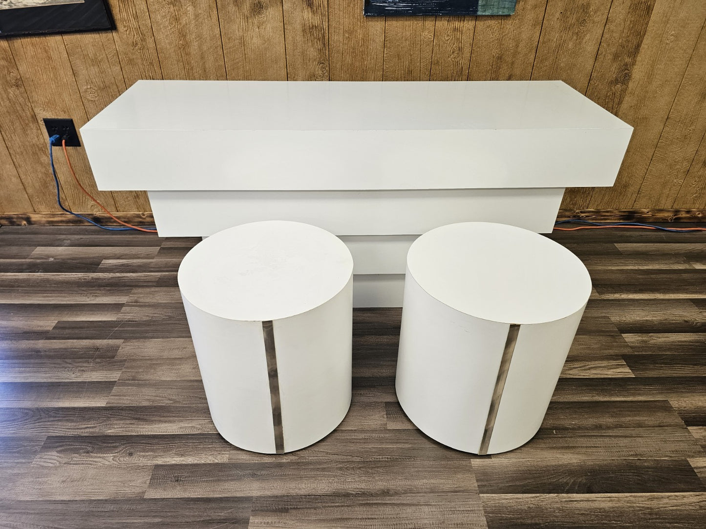 1980s Post Modern White Lacquer Photography Station W Cylinder Stools