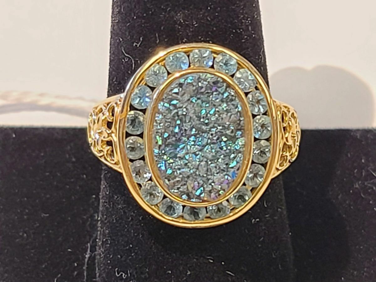 14kt Yellow Gold Ring with Blue Stones