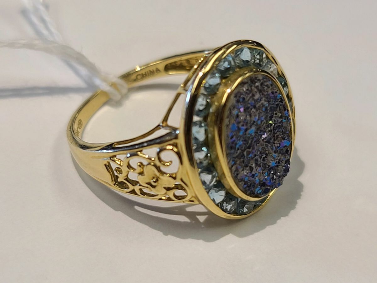 14kt Yellow Gold Ring with Blue Stones