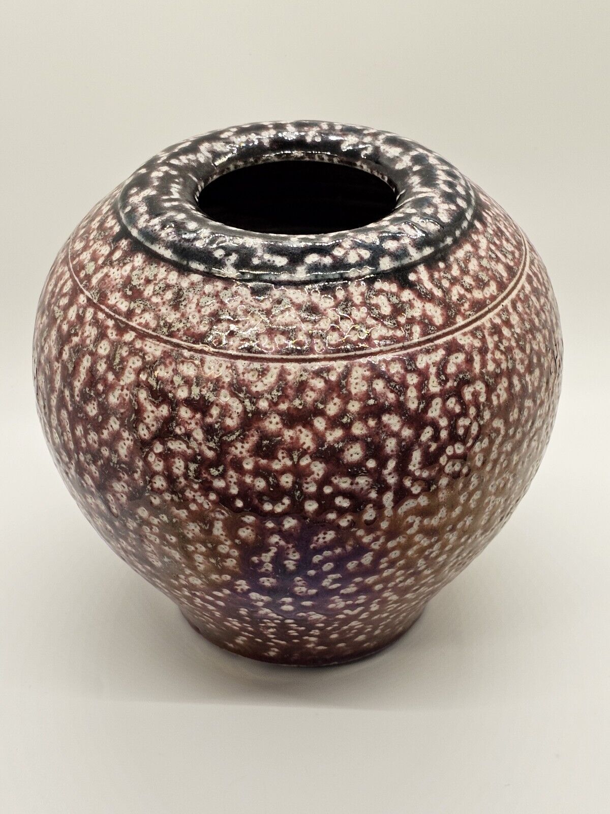 High Quality "Spongeware" Vase Iridescent Red White & Dark Blue Green 7" Tall