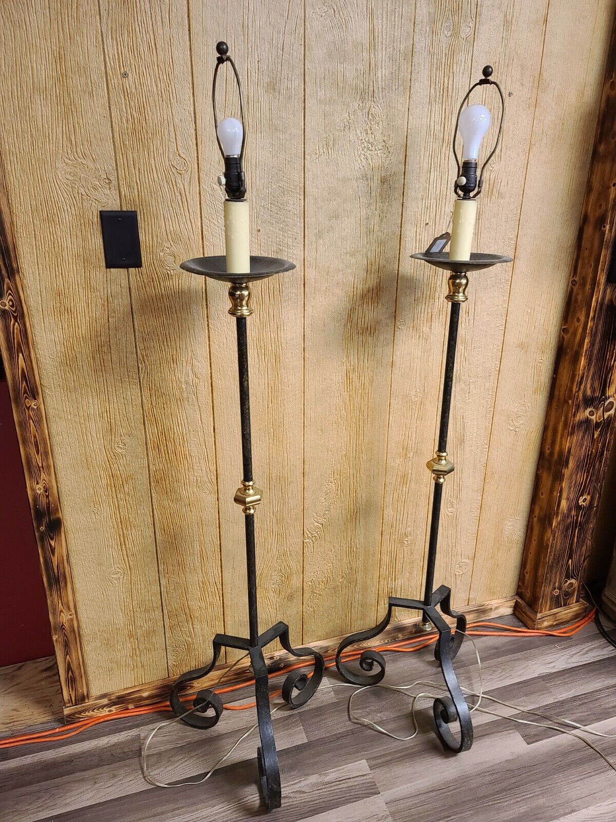 Wrought Iron Metal Pair of Mid Century Floor Lamps 3 Legs Dimmer Switches