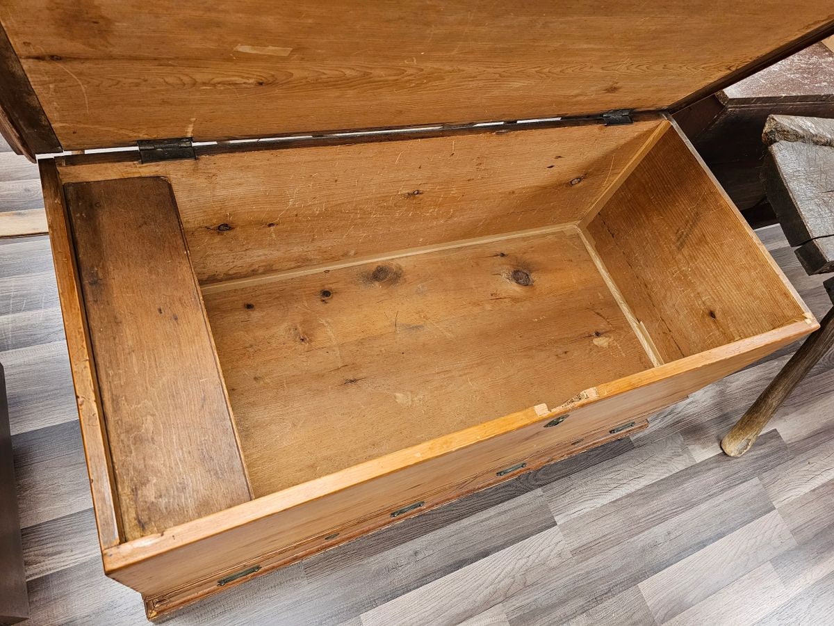 Early Antique Pine Blanket Chest Trunk w 2 Drawers Nice Dovetail Local Pick Up