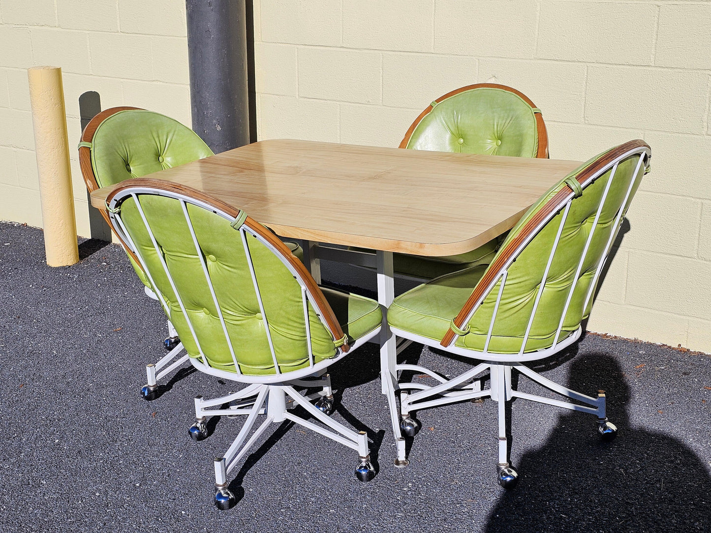 Vtg 1980s Kitchen Table & Metal Swivel Chairs On Rollers With Green Faux Leather Local Pick Up
