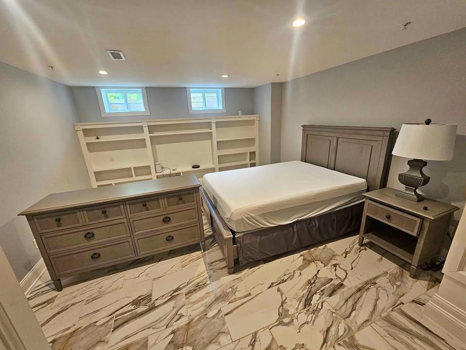 Queen Size Bassett Bedroom Set Night stand with electrical access. Great condition