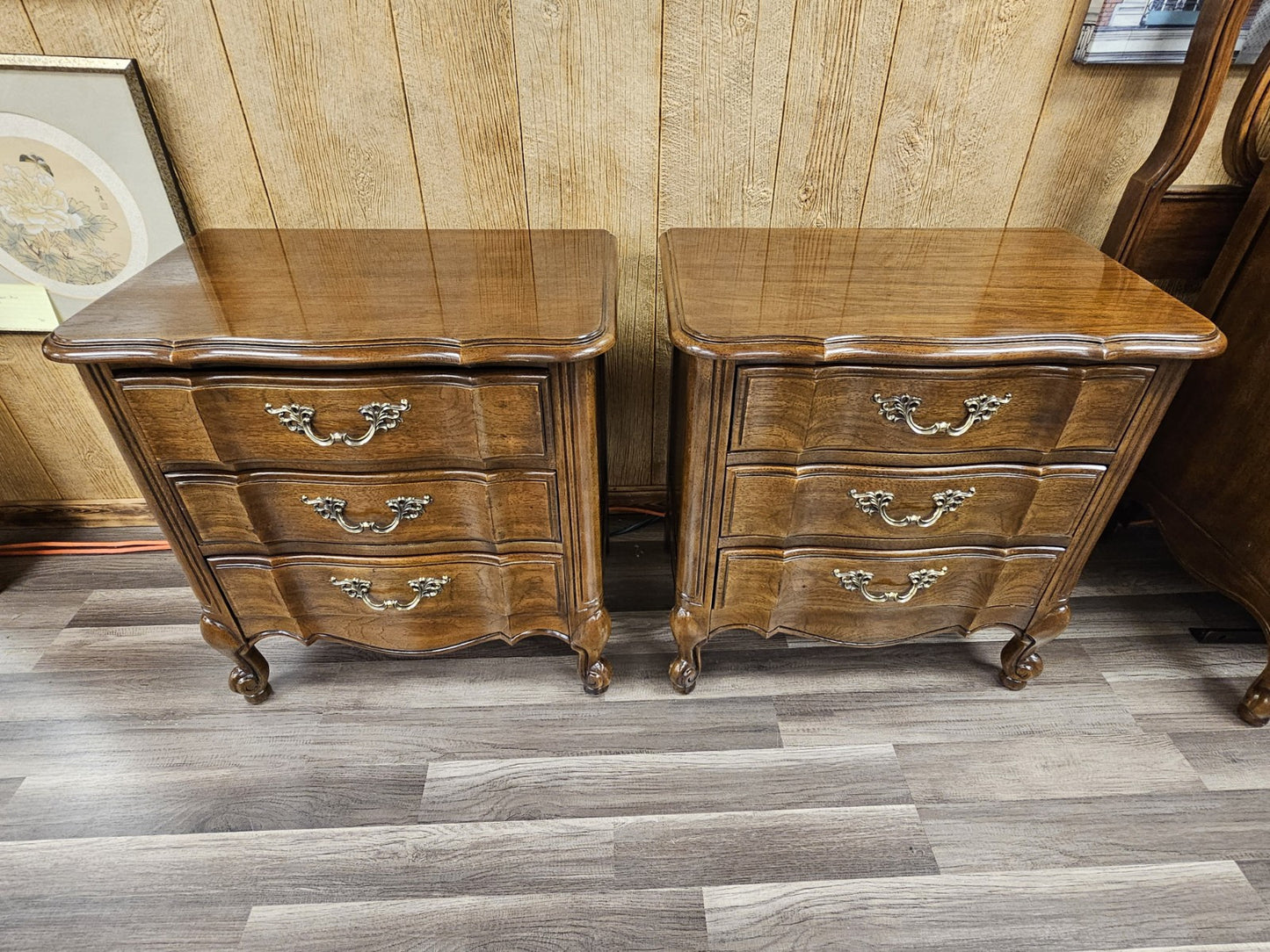 Thomasville French Provincial Style Bedroom Set Highboy & Long Dressers