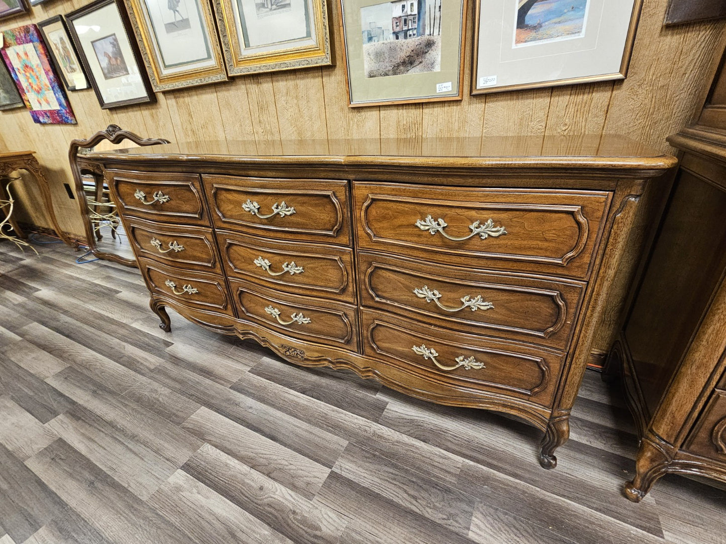 Thomasville French Provincial Style Bedroom Set Highboy & Long Dressers