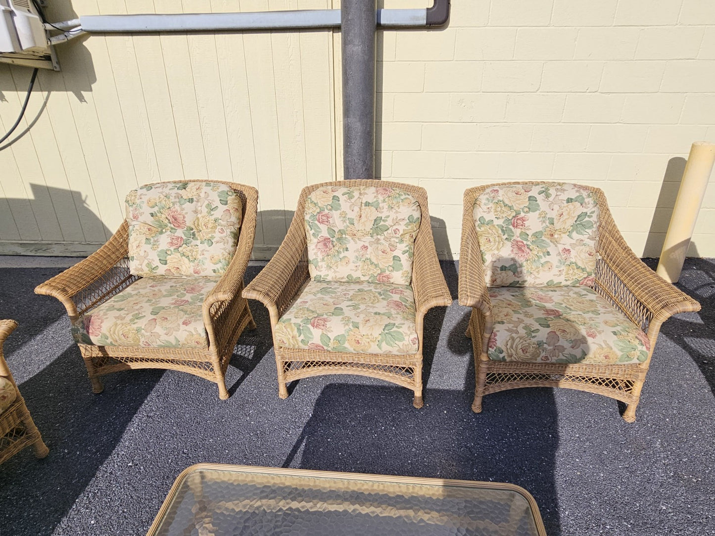 Brown Jordan Indoor Outdoor Plastic Woven Wicker Patio Conversation Set