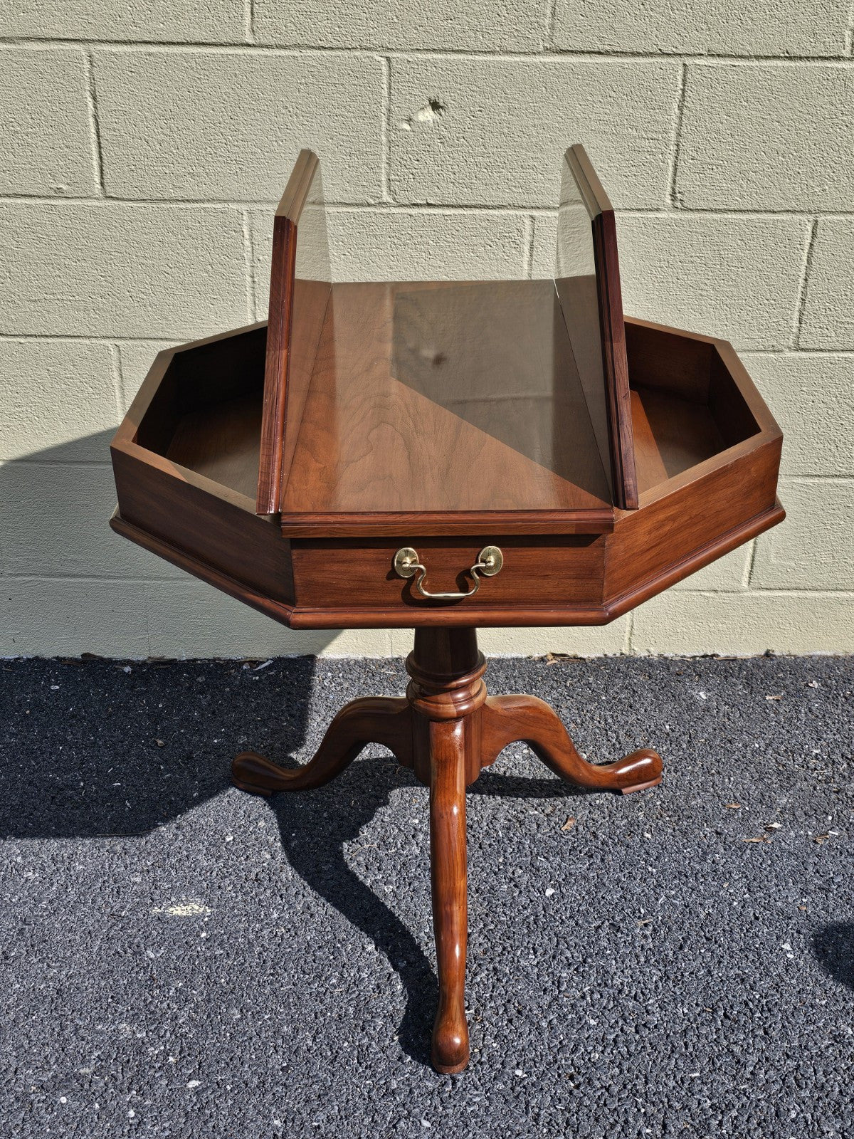 Henkel Harris Jefferson Black Cherry Octagon Flip Top Pedestal Center Side Table