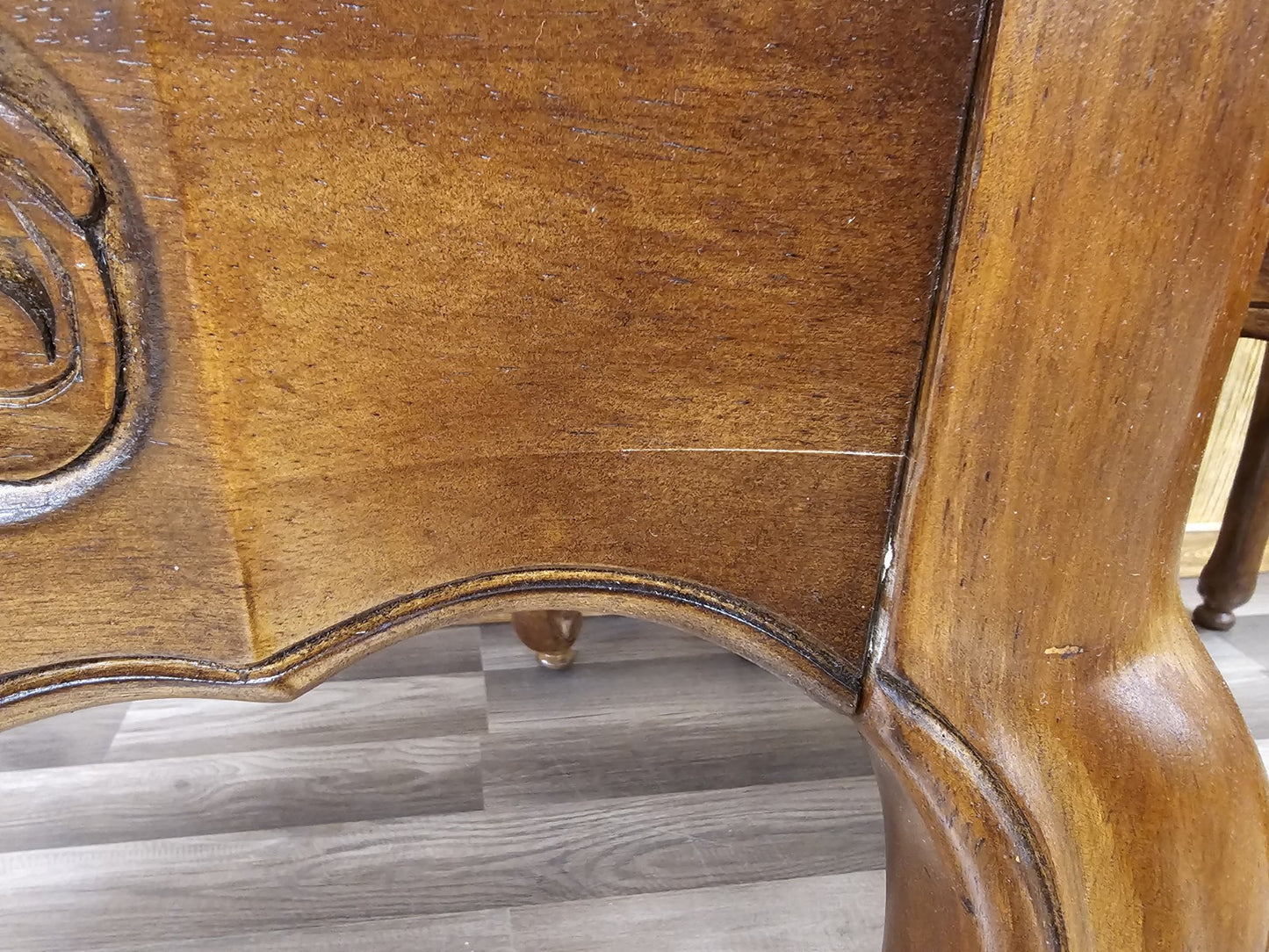 Bernhardt Side Table End Table Pair W Beautiful Burlwood Inlay Scallop Tops