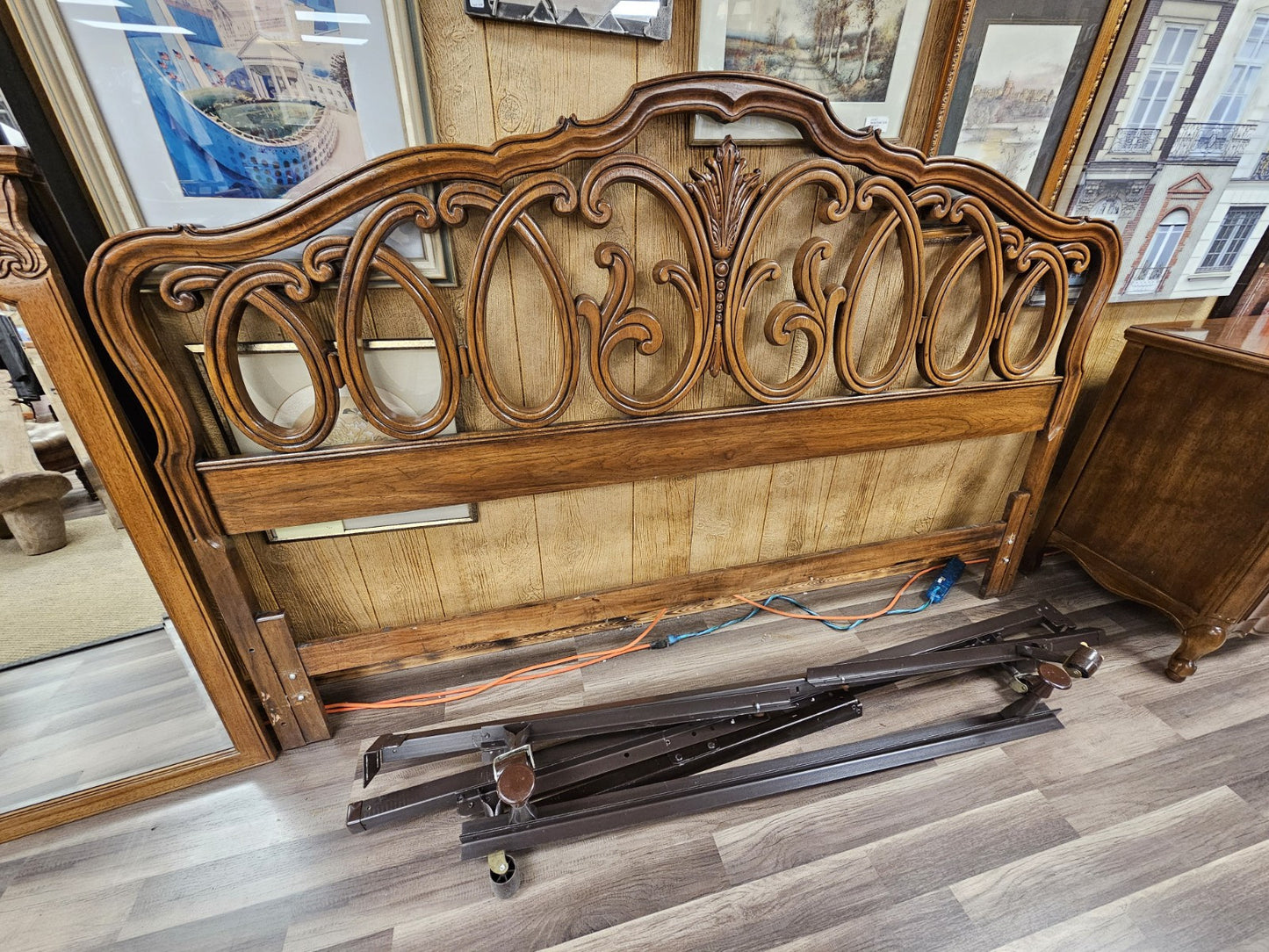 Thomasville French Provincial Style Bedroom Set Highboy & Long Dressers