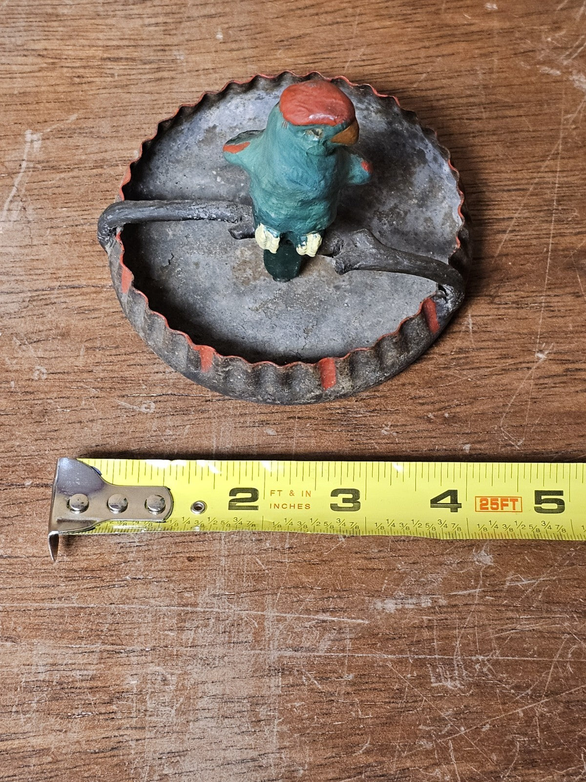 Vtg Metal Tin Bird Parrot Ashtray Hand Painted 4 Inch Wide