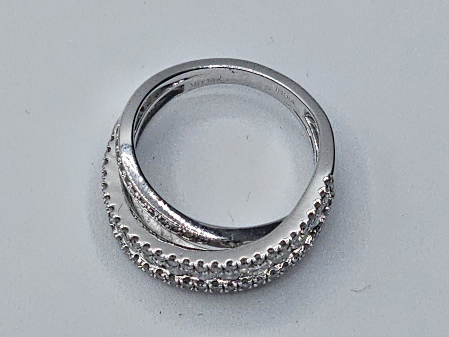 14k White Gold Diamond? Clear Stones Crossover Ring Size 5 Band 4.9 Grams