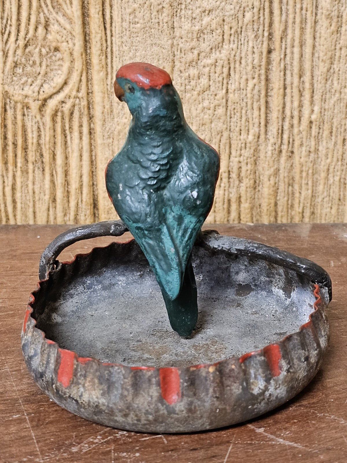 Vtg Metal Tin Bird Parrot Ashtray Hand Painted 4 Inch Wide