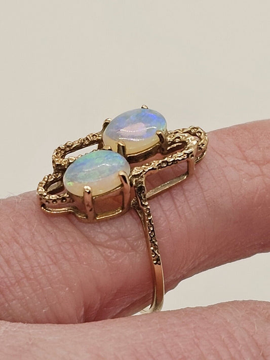 Vtg 10k Yellow Gold Ring With 2 Oval Opals Size 6.5-7, 1.99 Grams Cocktail Ring