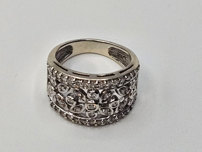 14K White Gold Floral Diamond Cocktail Ring Size 5.5 Clear Stones 6 Grams