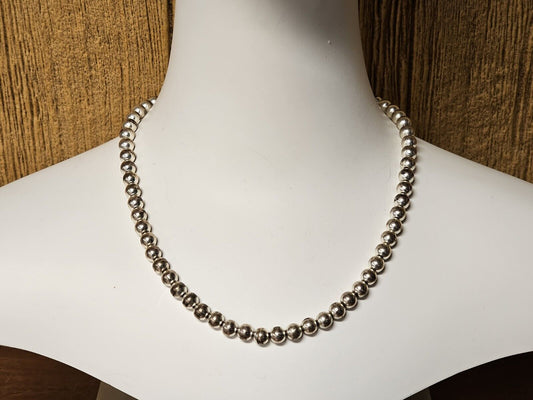 Vintage 925 Sterling Pearl Necklace 20.5 Inch Long 31.5 Grams 