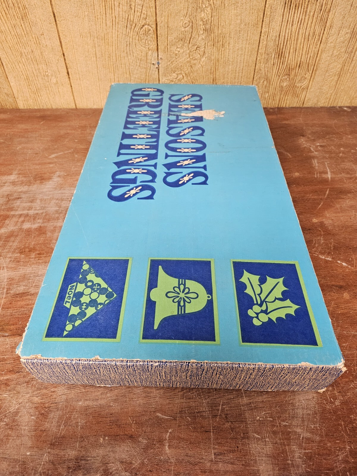 Vtg Christmas Wrapping Paper Rolls With Original Box & Gift Bows Novelty 