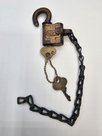 Pair Of Antique WW1 WW2 Eagle US Navy Padlocks With 2 Keys Each 