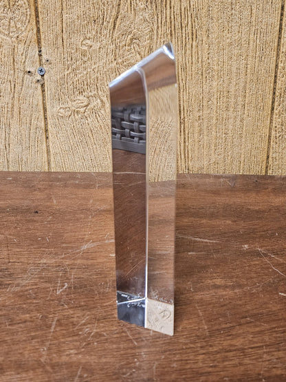 Hoya Crystal “Portal” Sculpture By Toshio Sugasawa 8.25" T x 3" x 2" Light Decor