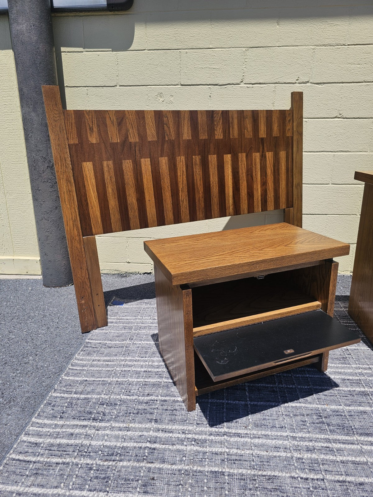 Mid Century Retro Post Modern Lane Oak Bedroom Set W Geometric Design 