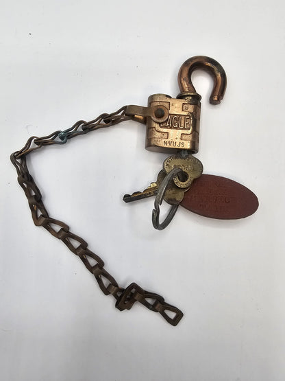 Pair Of Antique WW1 WW2 Eagle US Navy Padlocks With 2 Keys Each 