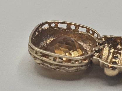 14k Yellow Gold Citrine Pendant W 4 Clear Stones 5.9 Grams 1.25 Inches Long 