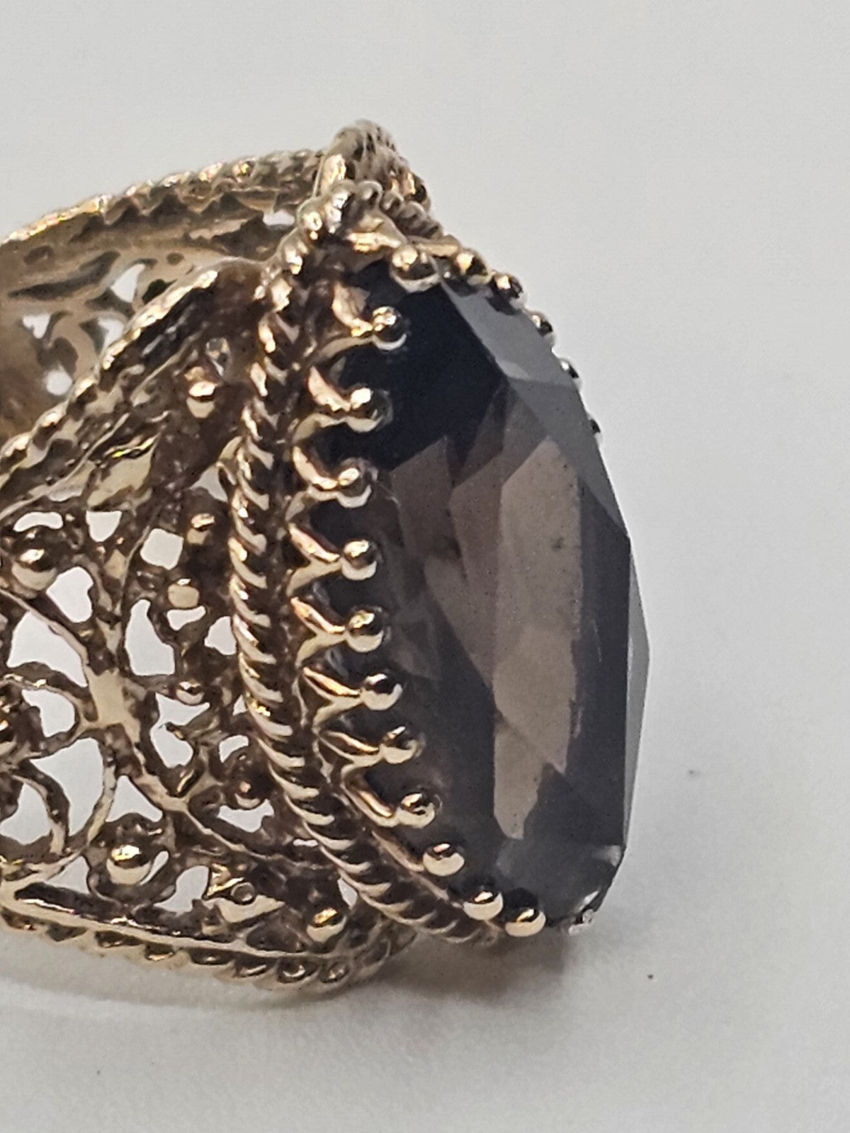 Vtg 14k Yellow Gold Smoky Quartz Cocktail Ring Size 6 Appx 7.4 Grams