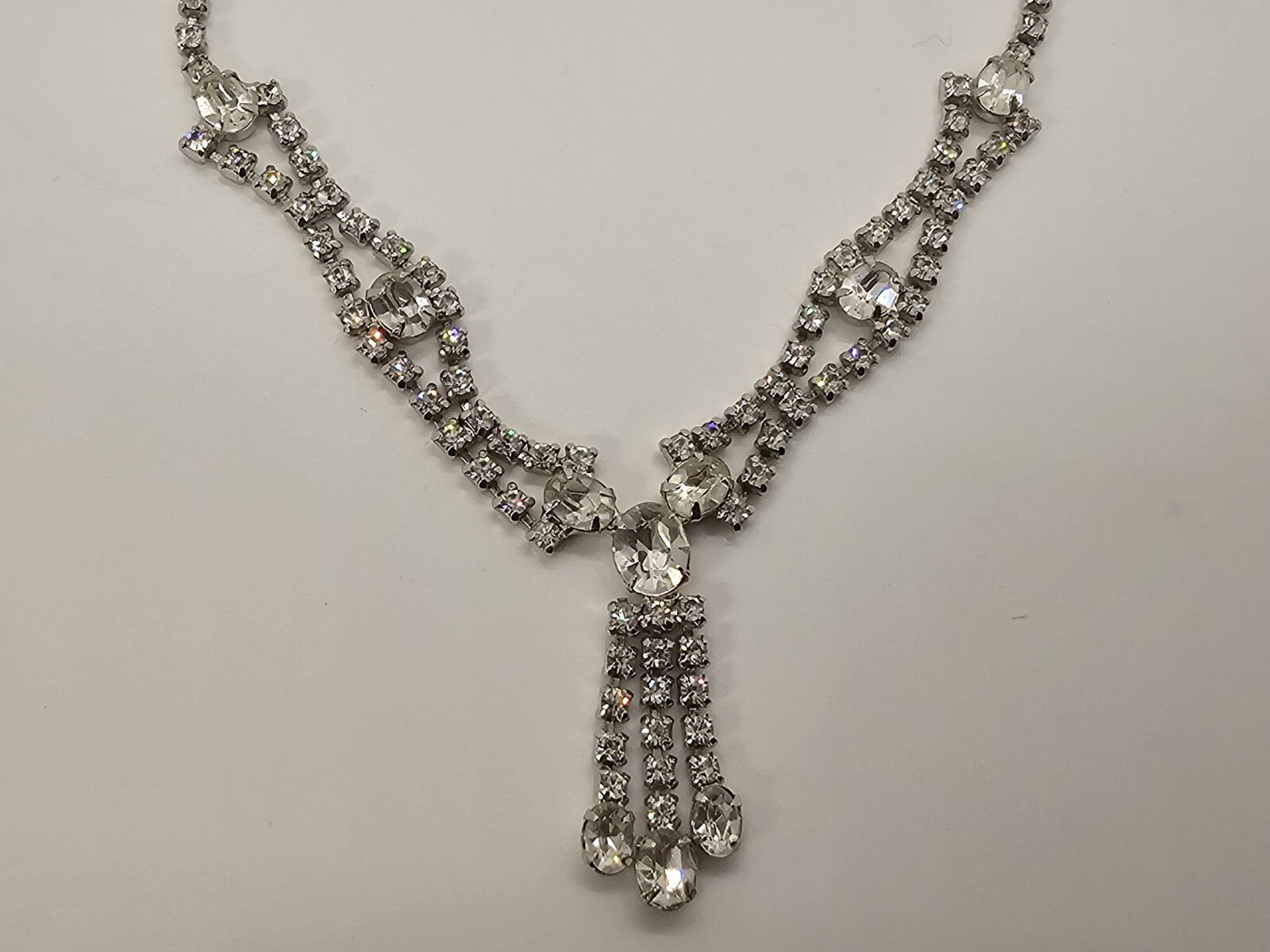 Vintage Sparkly Rhinestone Statement Necklace Choker 16 Inch High Quality 