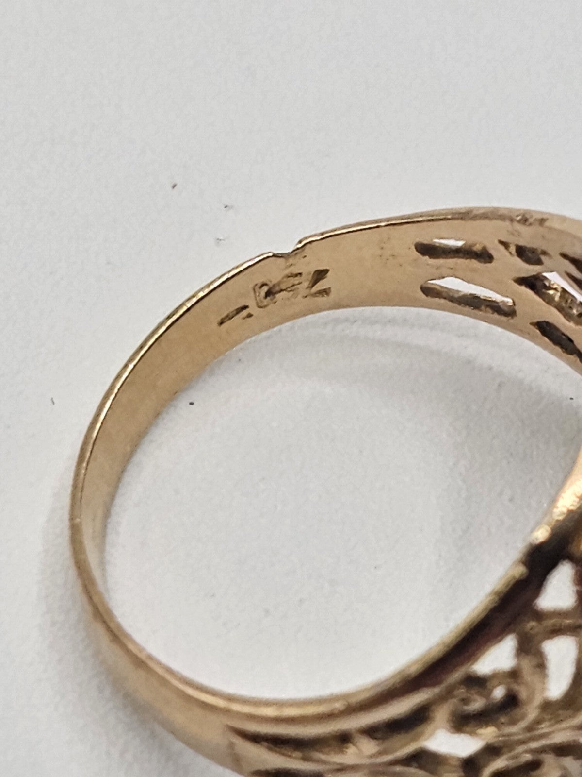 750 18k Yellow Gold Smoky Topaz Quartz Cocktail Ring 3.5 Grams Size 5.25