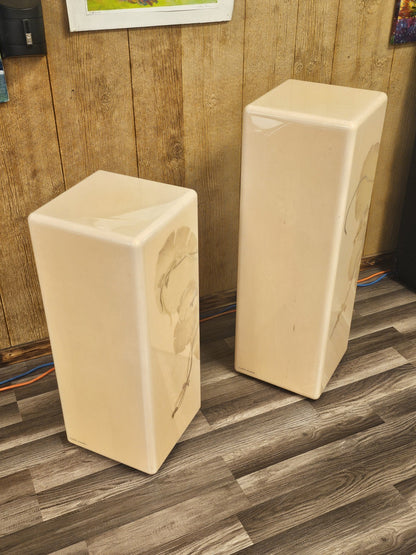 Vtg 1970s Post Modern Aldo Tura Style Laque Martin Lily Pad Pedestal Pair