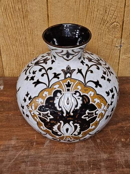 Maitland Smith Ceramic Porcelain Decorative Accent Vase 11.5 In T Brown & White
