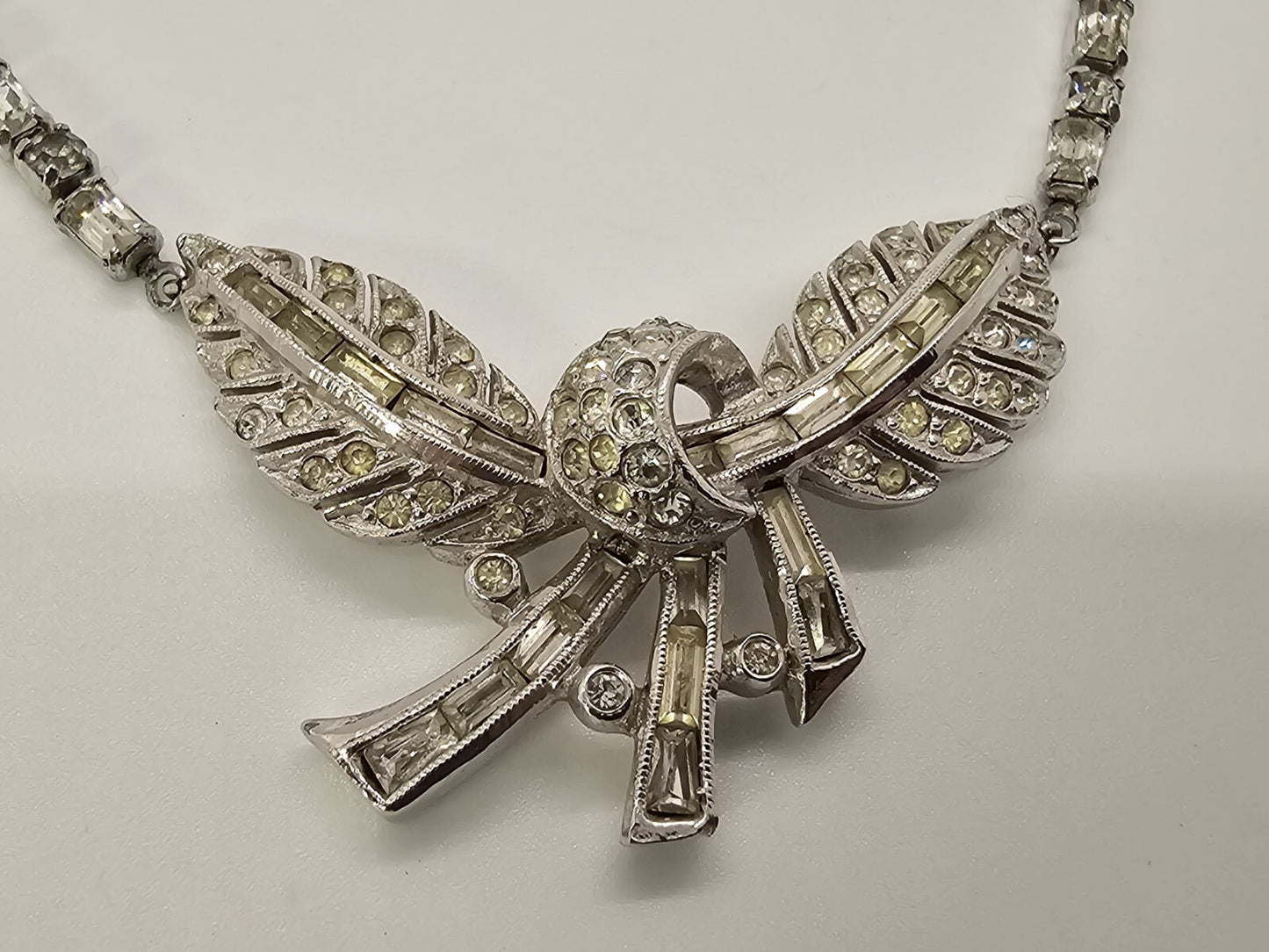 Vintage Sparkly Rhinestone Statement Necklace Choker 16 Inch