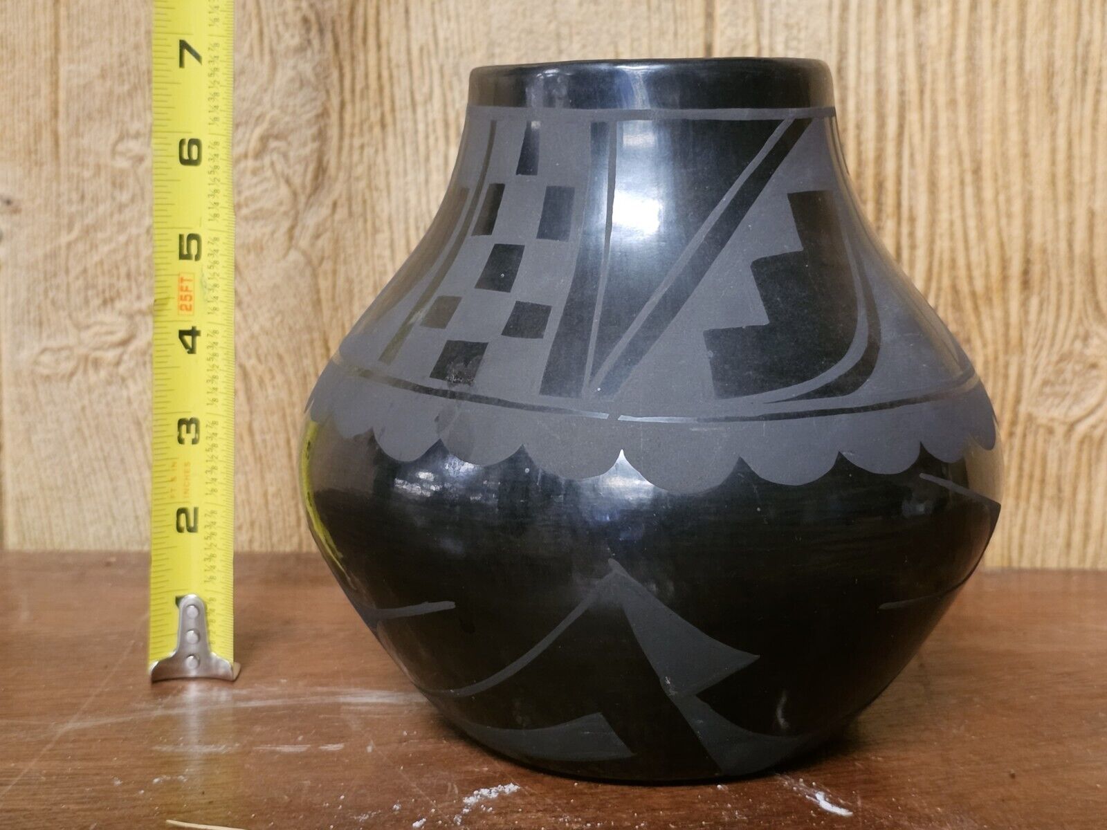 Cynthia Starflower San Ildefonso Pueblo Pottery Blackware Pottery Vase 7 In Tall