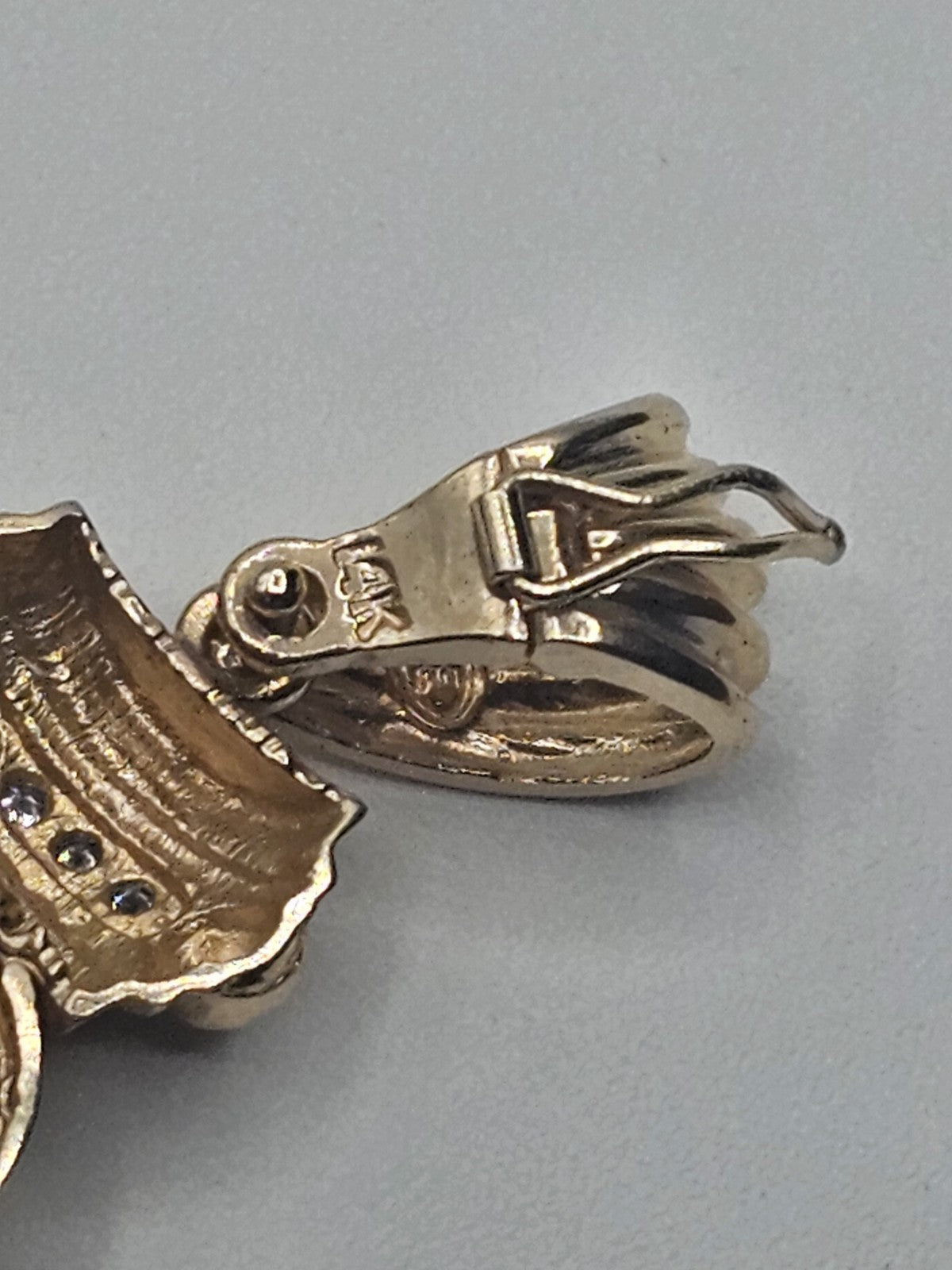 14k Yellow Gold Citrine Pendant W 4 Clear Stones 5.9 Grams 1.25 Inches Long 