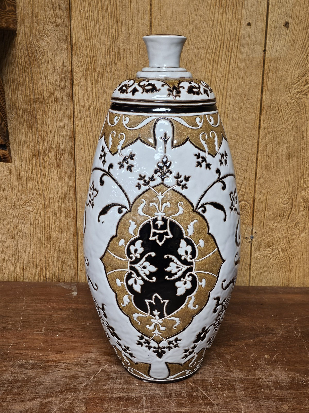 Maitland Smith Ceramic Porcelain Decorative Accent Vase Ginger Jar Urn 21.5 In T