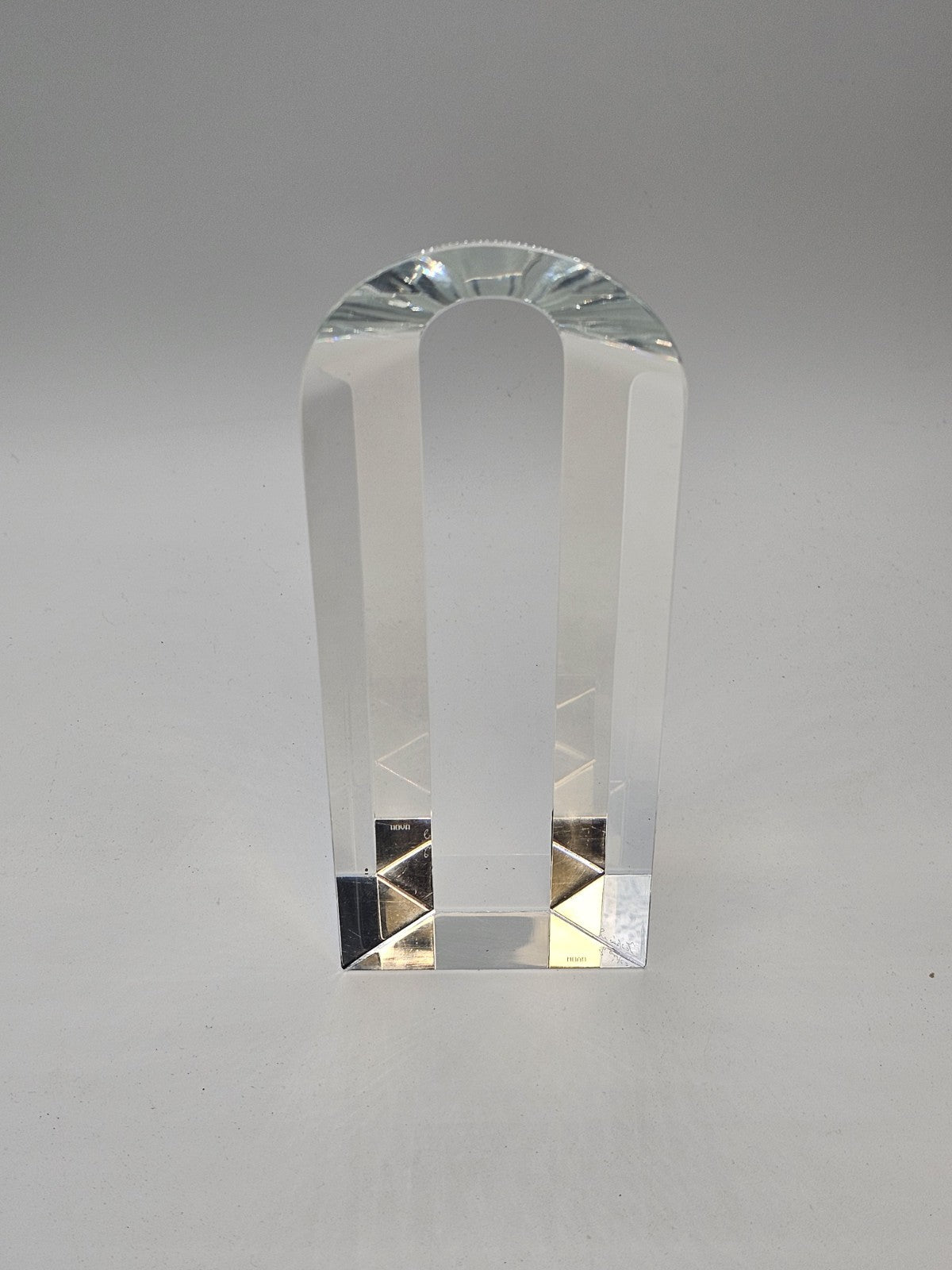 Hoya Crystal “Portal” Sculpture By Toshio Sugasawa 8.25" T x 3" x 2" Light Decor