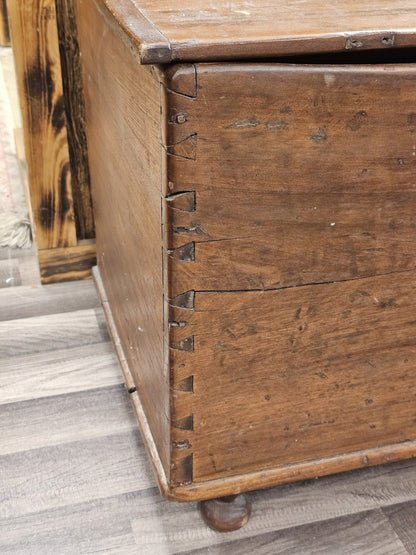 Early American 18th Century? Early 19th Century Farmhouse Pine Blanket Chest