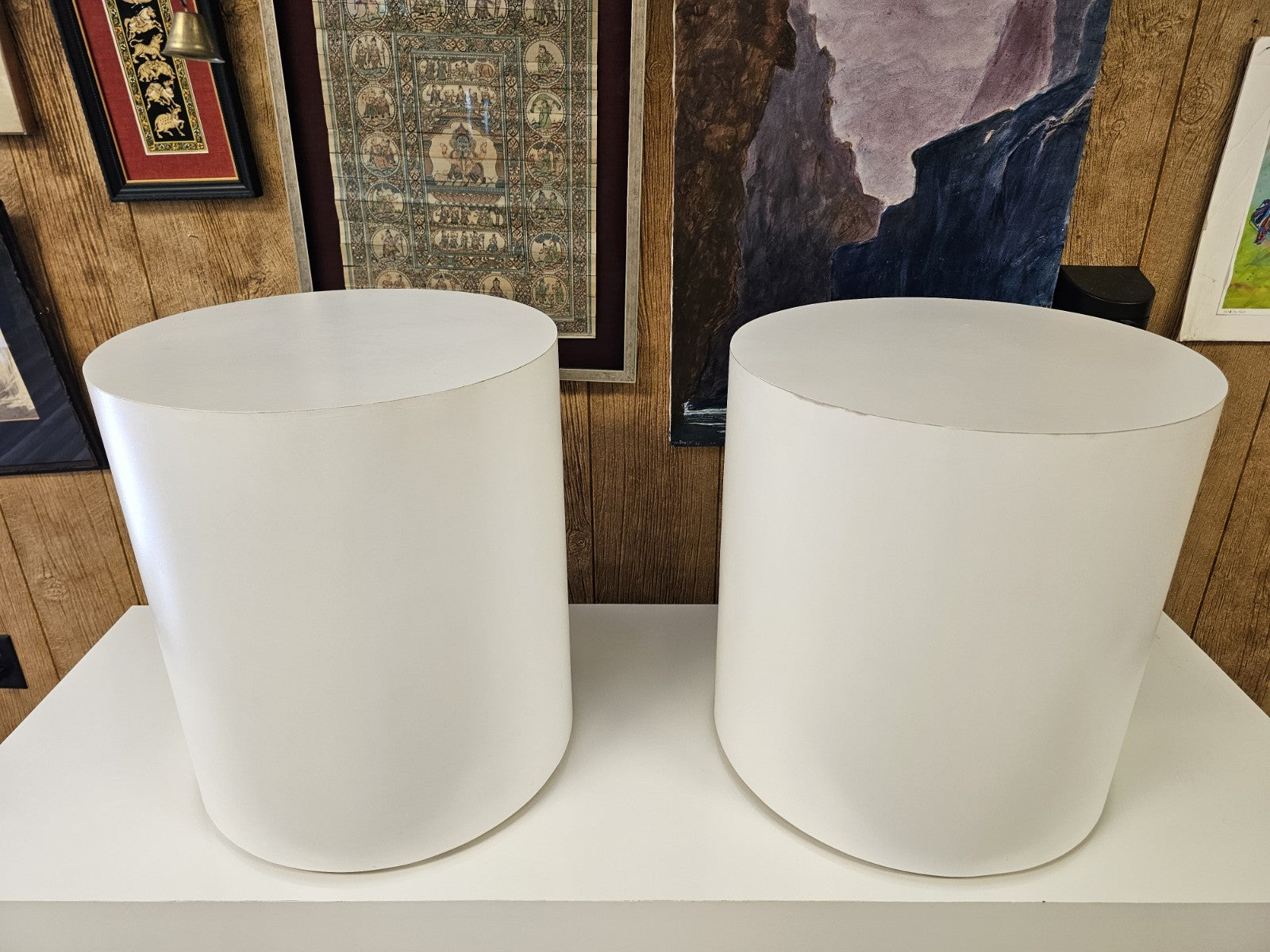 1980s Post Modern White Lacquer Photography Station W Cylinder Stools 