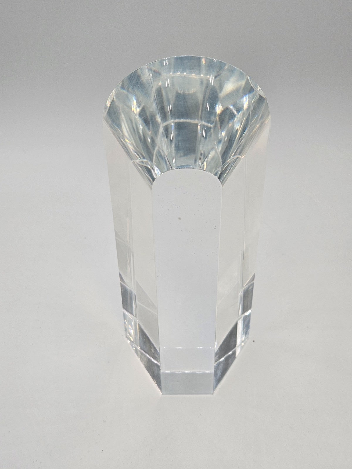 Hoya Crystal “Portal” Sculpture By Toshio Sugasawa 8.25" T x 3" x 2" Light Decor