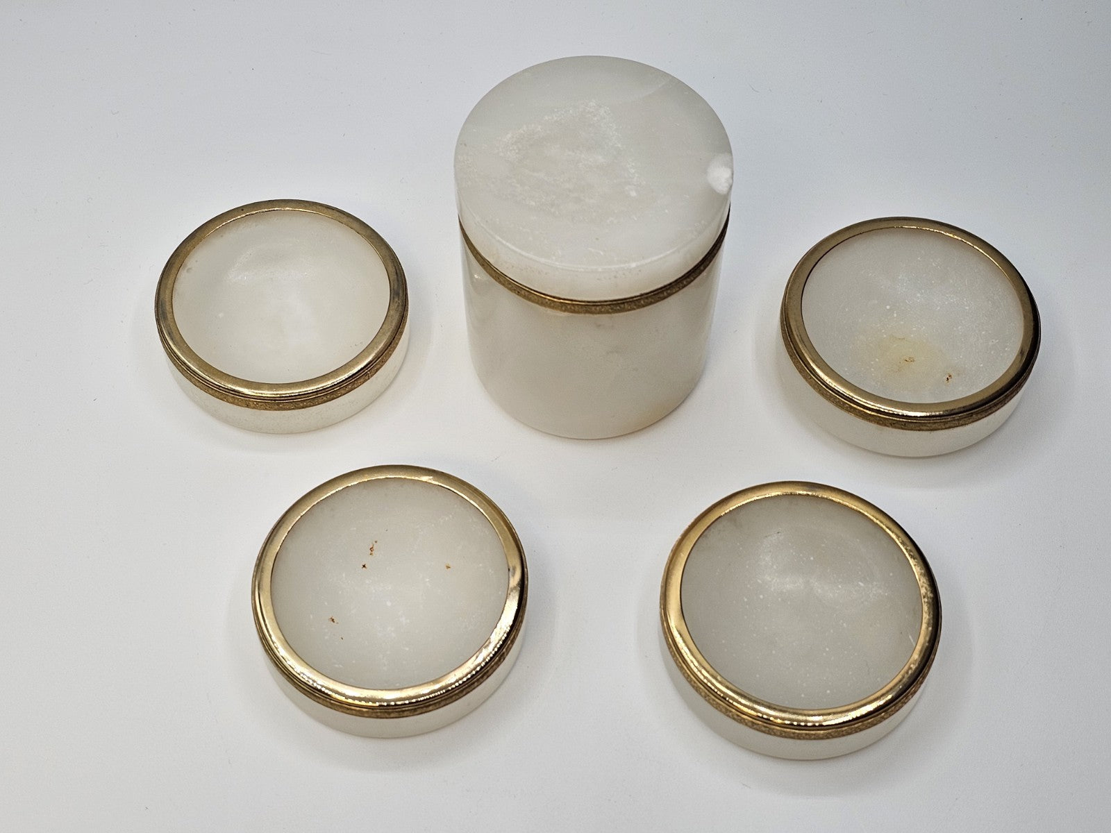 Vintage Italian White Opaline Round Cigarette Trinket Box & 4 Ashtray Coasters