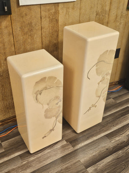 Vtg 1970s Post Modern Aldo Tura Style Laque Martin Lily Pad Pedestal Pair