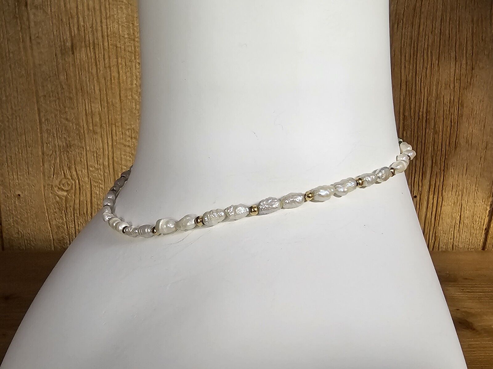 Vtg Freshwater Pearl Necklace Choker 16 Inch Long Gold? With Nice Clasp