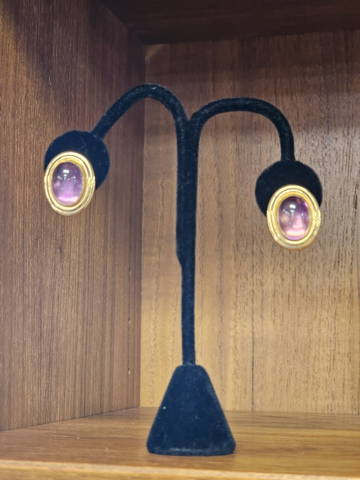 Vtg 14K Yellow Gold Oval Amethyst Cabochon Earrings 7 Grams 1 In Long