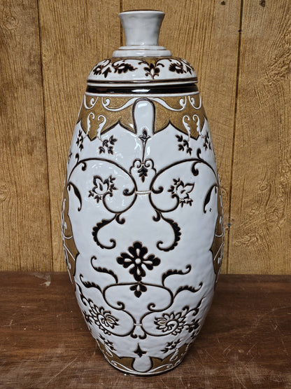 Maitland Smith Ceramic Porcelain Decorative Accent Vase Ginger Jar Urn 21.5 In T