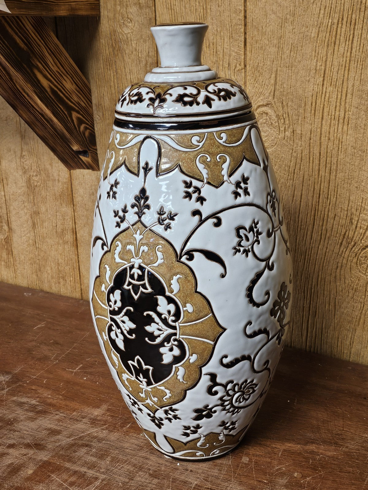 Maitland Smith Ceramic Porcelain Decorative Accent Vase Ginger Jar Urn 21.5 In T