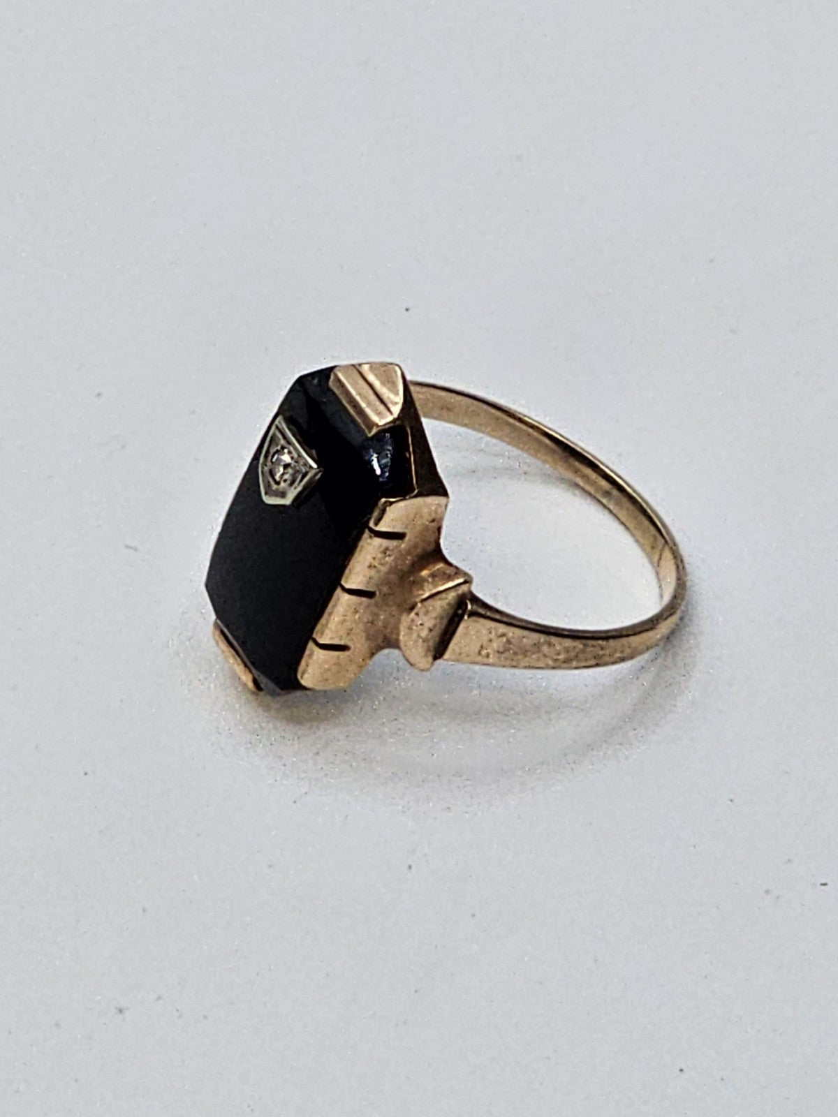 Vtg 10K Yellow Gold Black Onyx Diamond? Clear Stone Ring Size 8 Hallmarked 2.7 G