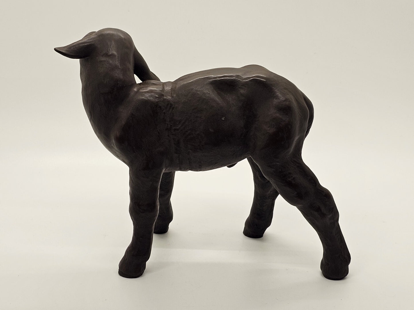 Vtg Meissen Brown Lamb Porcelain Figurine 5.25 Inch Tall Stamped