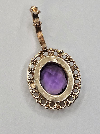 Vtg 14k Yellow Gold Purple Amethyst Statement Pendant 5.2 Grams Appx 1.25 In